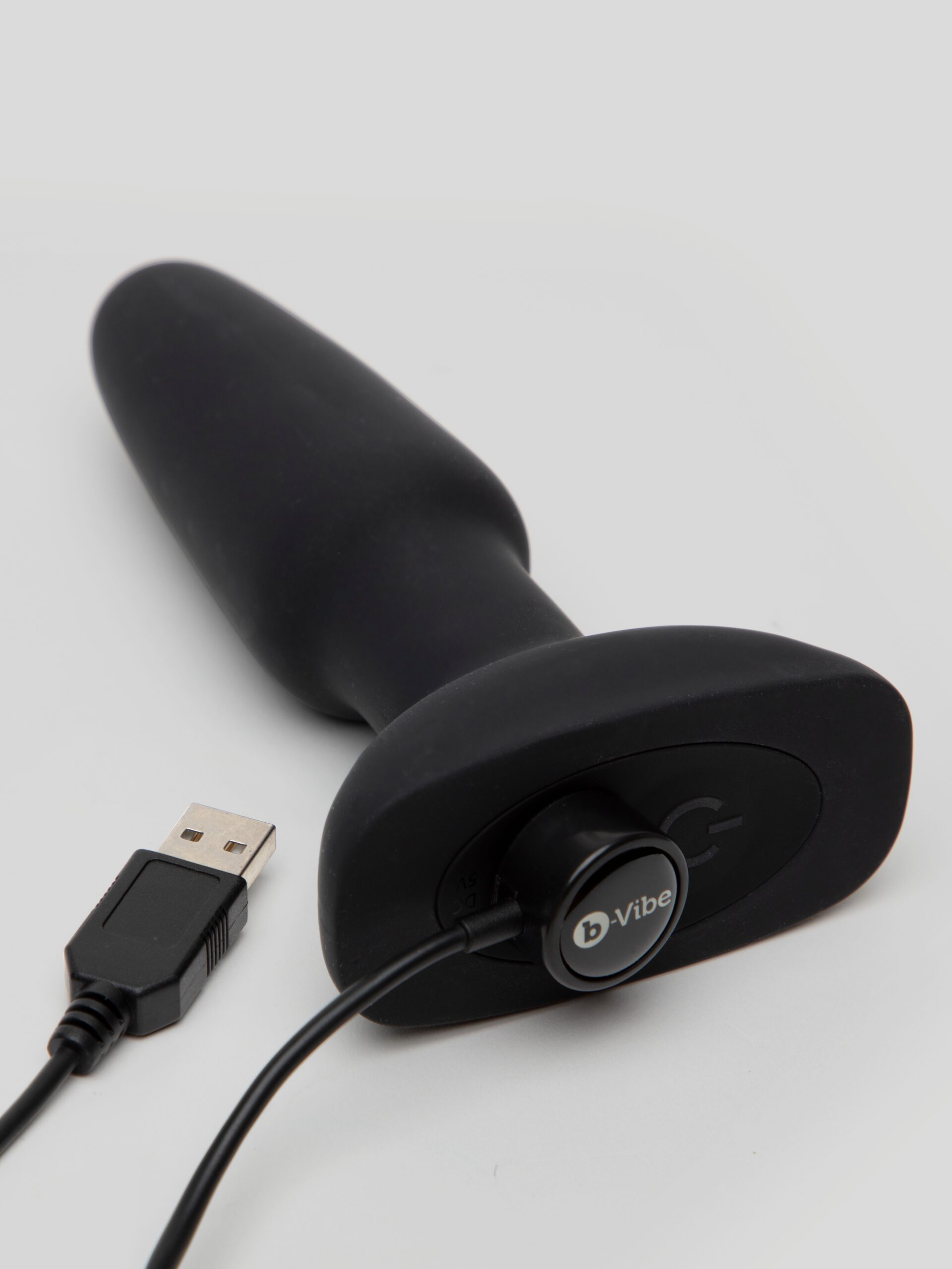 b-Vibe Remote Control Rechargeable Vibrating Rimming Butt Plug - Image 4