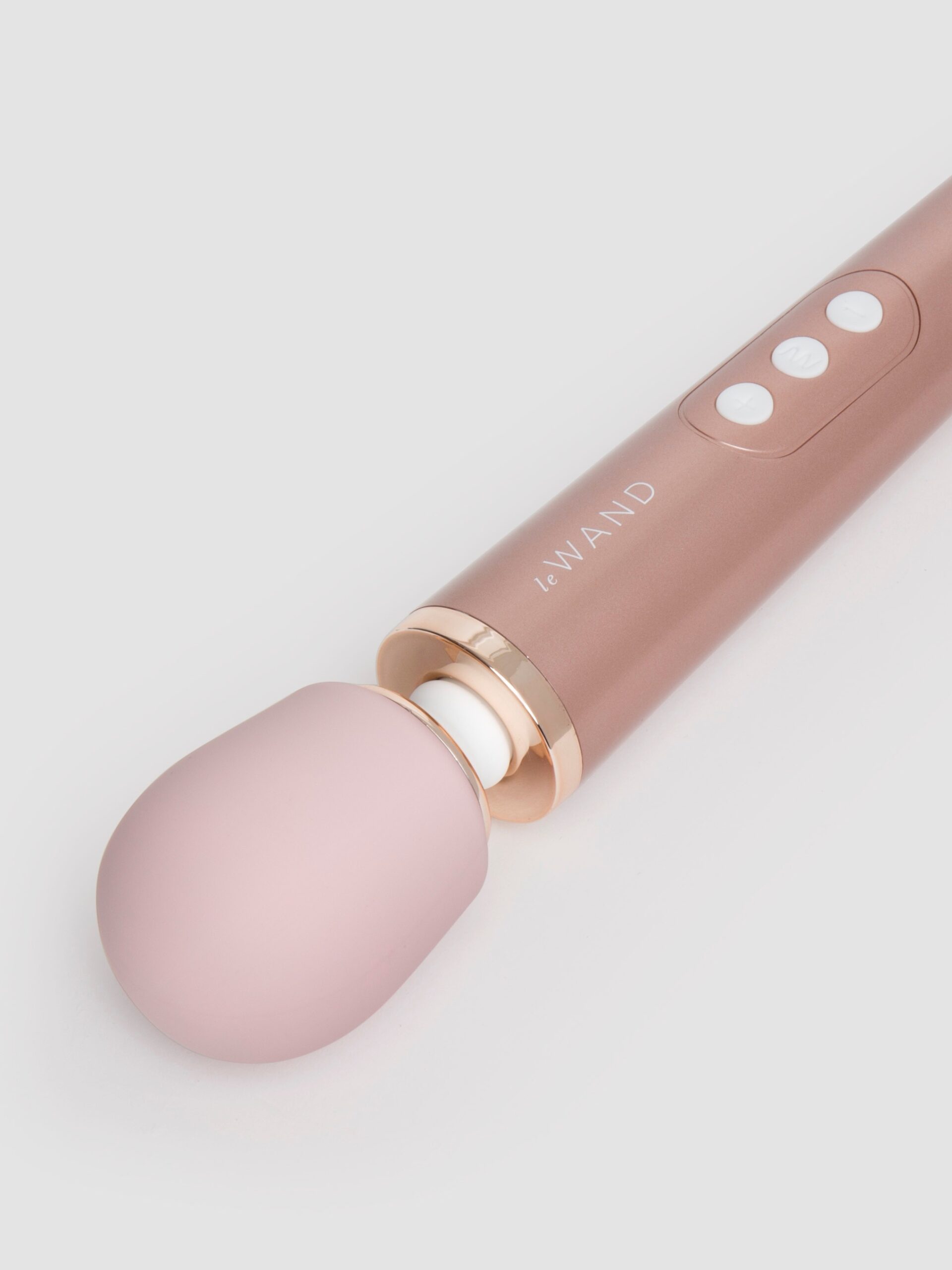 Le Wand Petite Mini Rechargeable Massage Wand Vibrator - Image 2