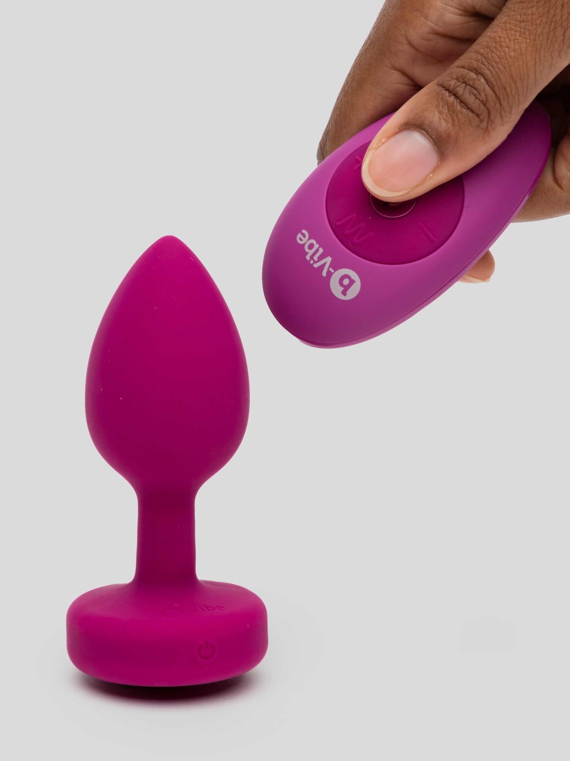 B-Vibe Remote Control Rechargeable Vibrating Silicone Jewelled Butt Plug - Image 6