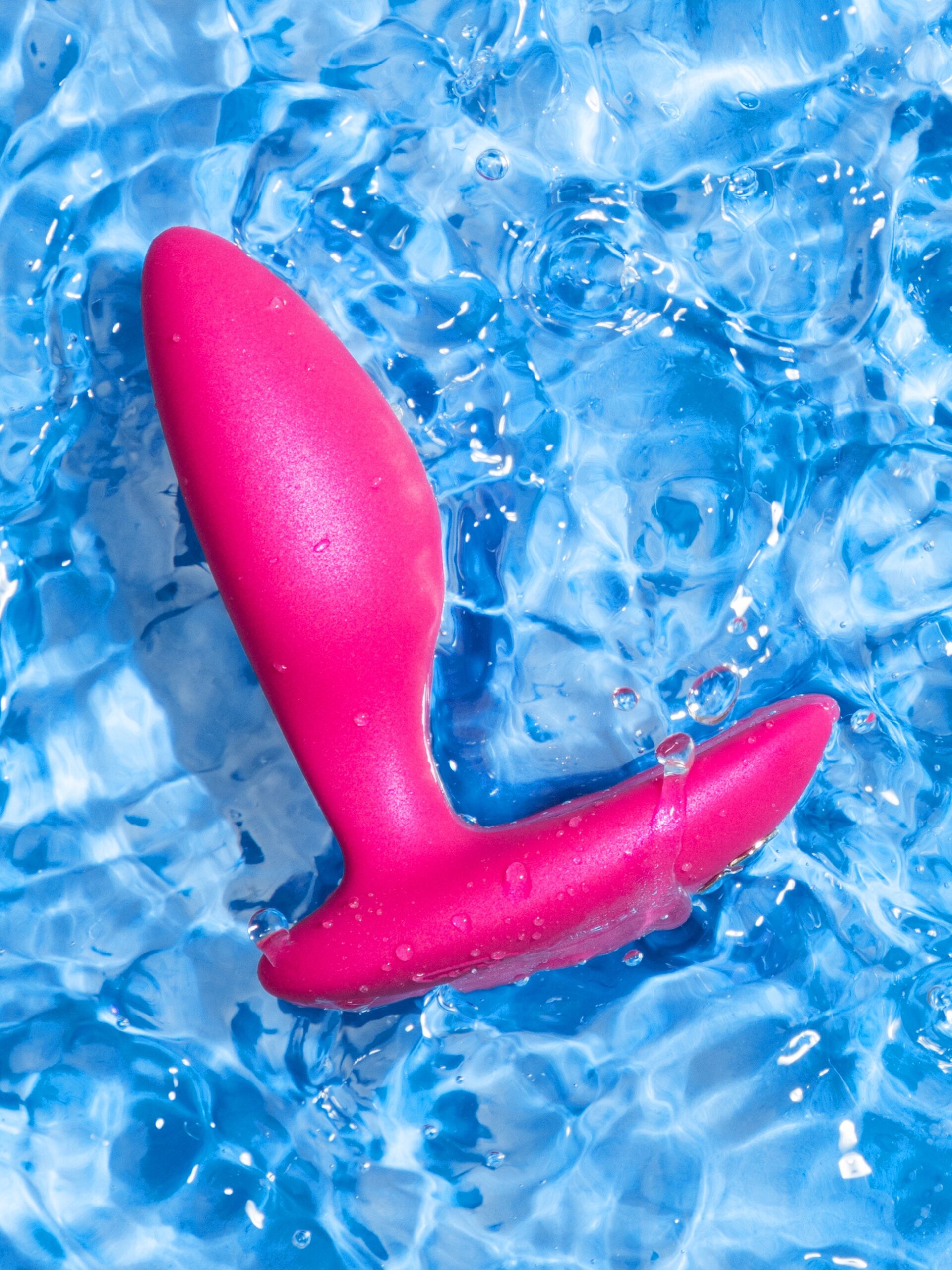 We-Vibe Ditto+ Rechargeable Remote and App Control Vibrating Butt Plug - Image 3