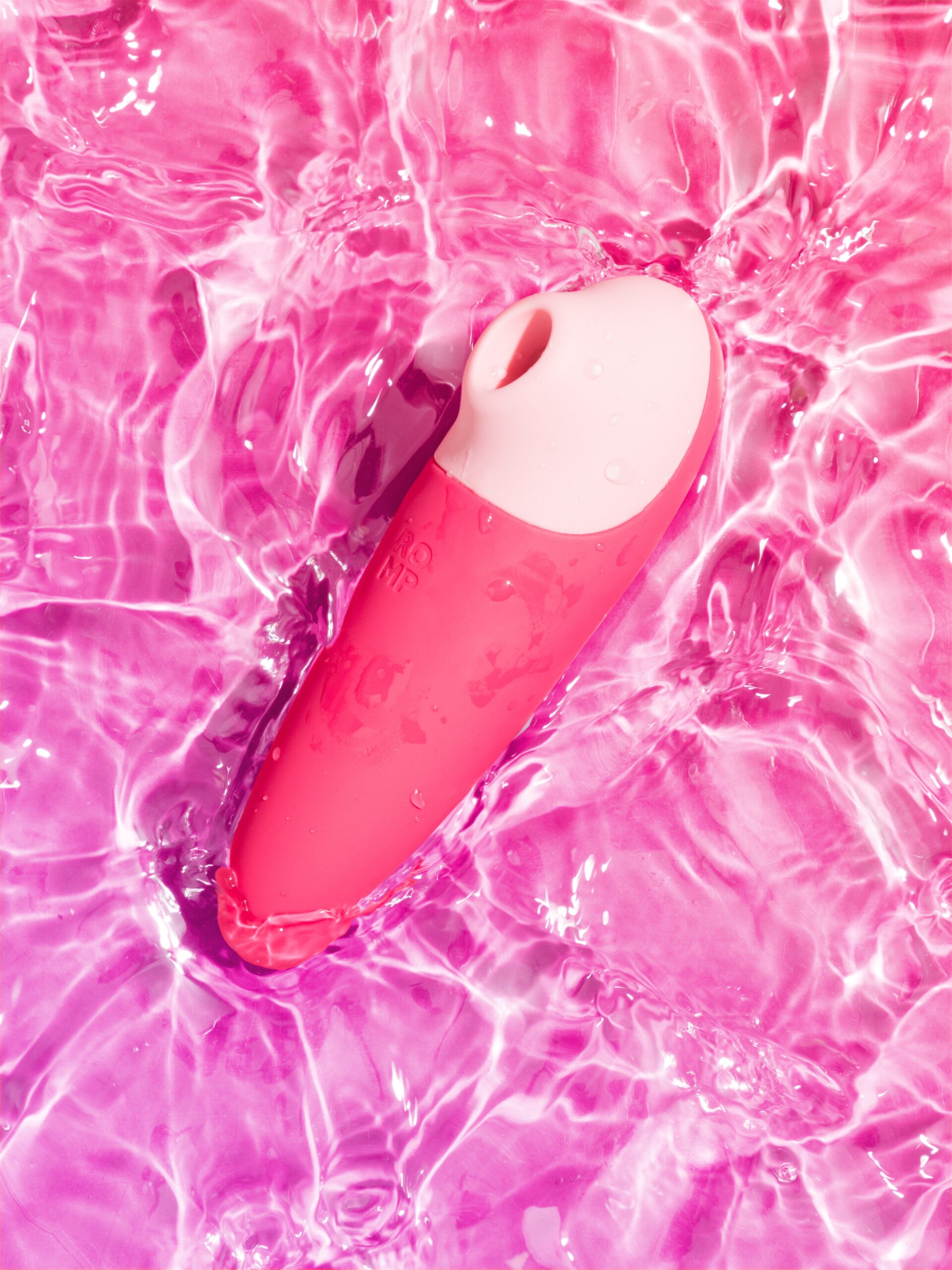ROMP Shine X Rechargeable Silicone Clitoral Suction Stimulator - Image 3