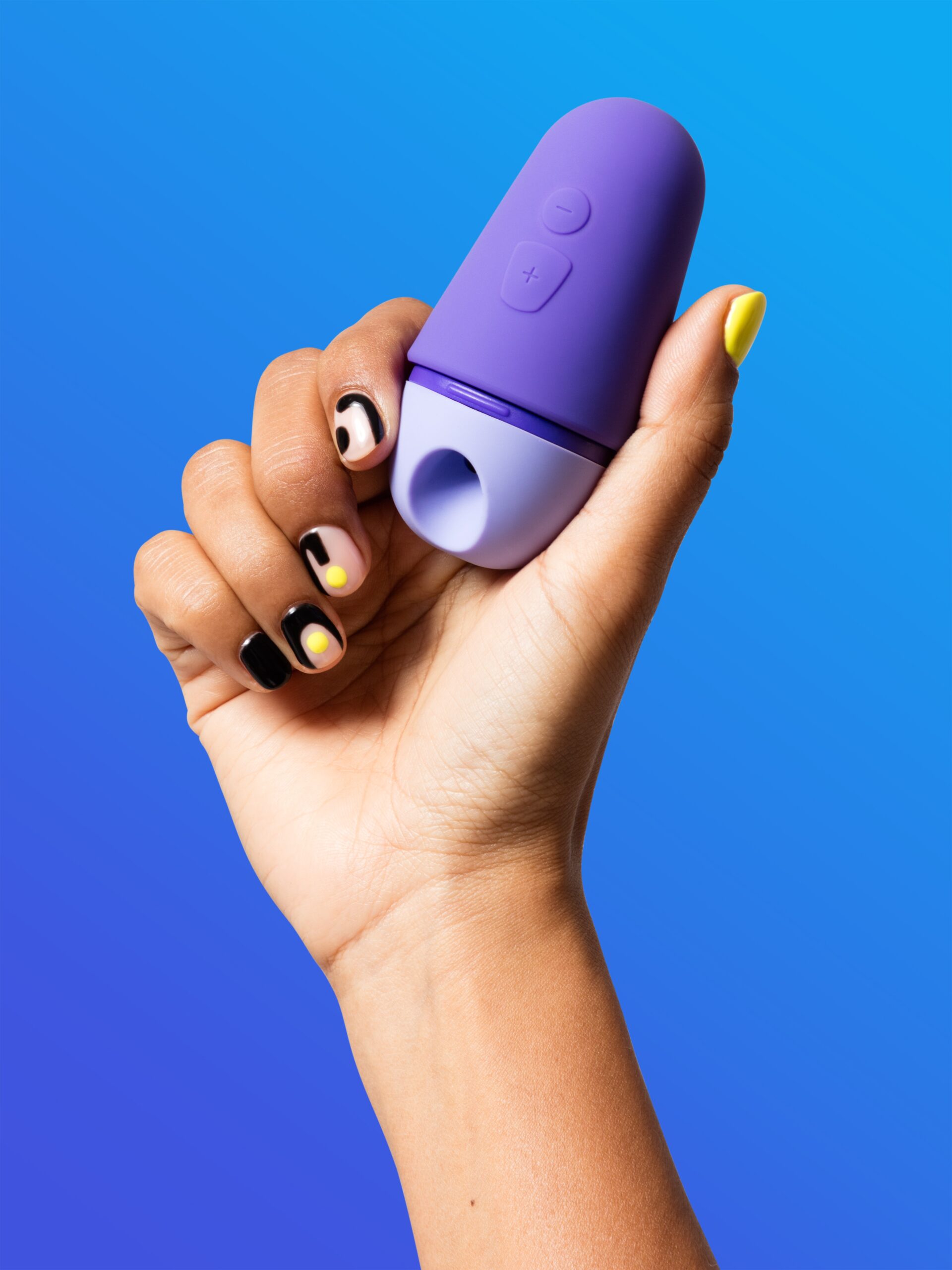 ROMP Free X Rechargeable Silicone Travel Clitoral Suction Stimulator - Image 2