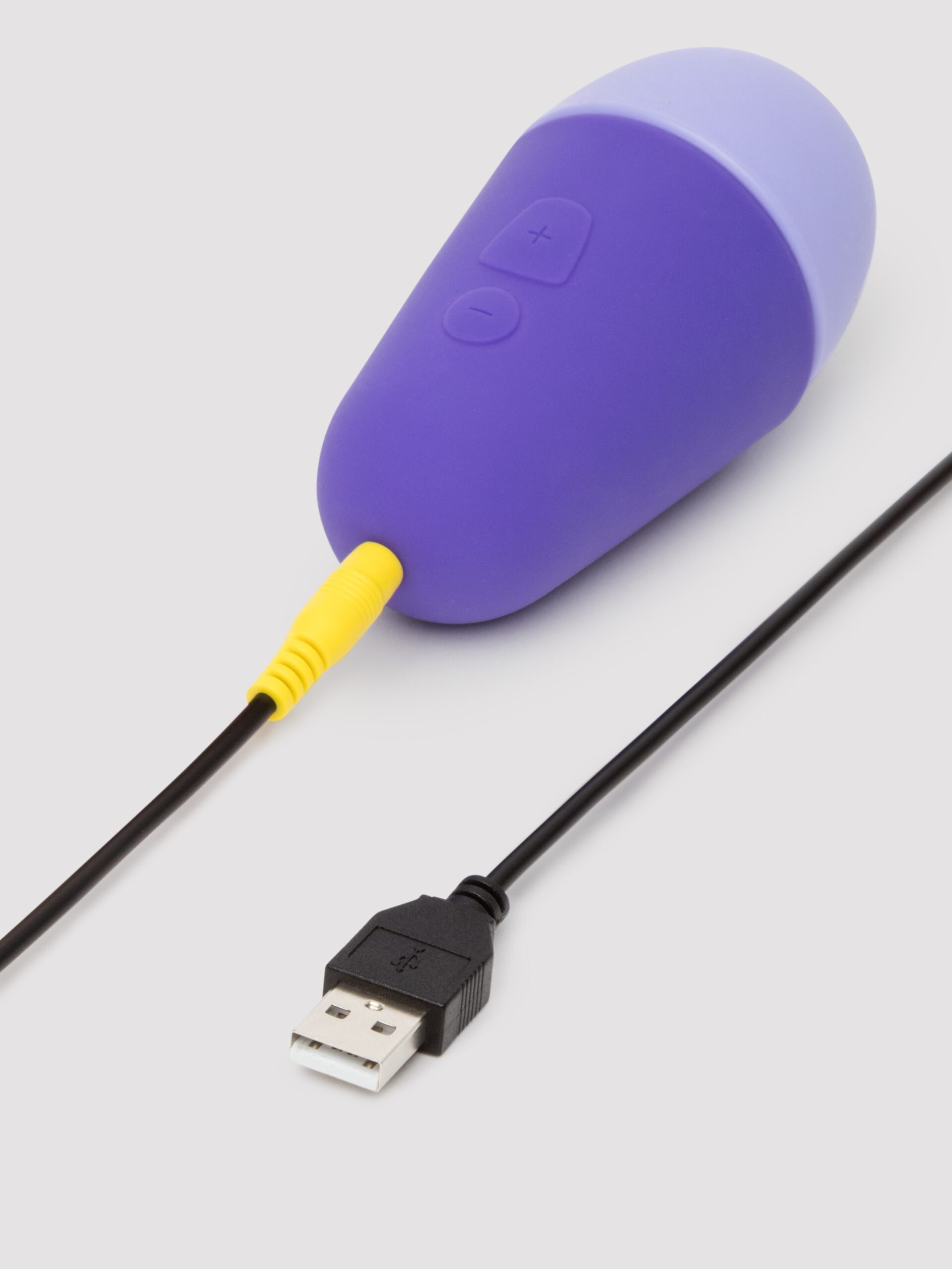 ROMP Free X Rechargeable Silicone Travel Clitoral Suction Stimulator - Image 5