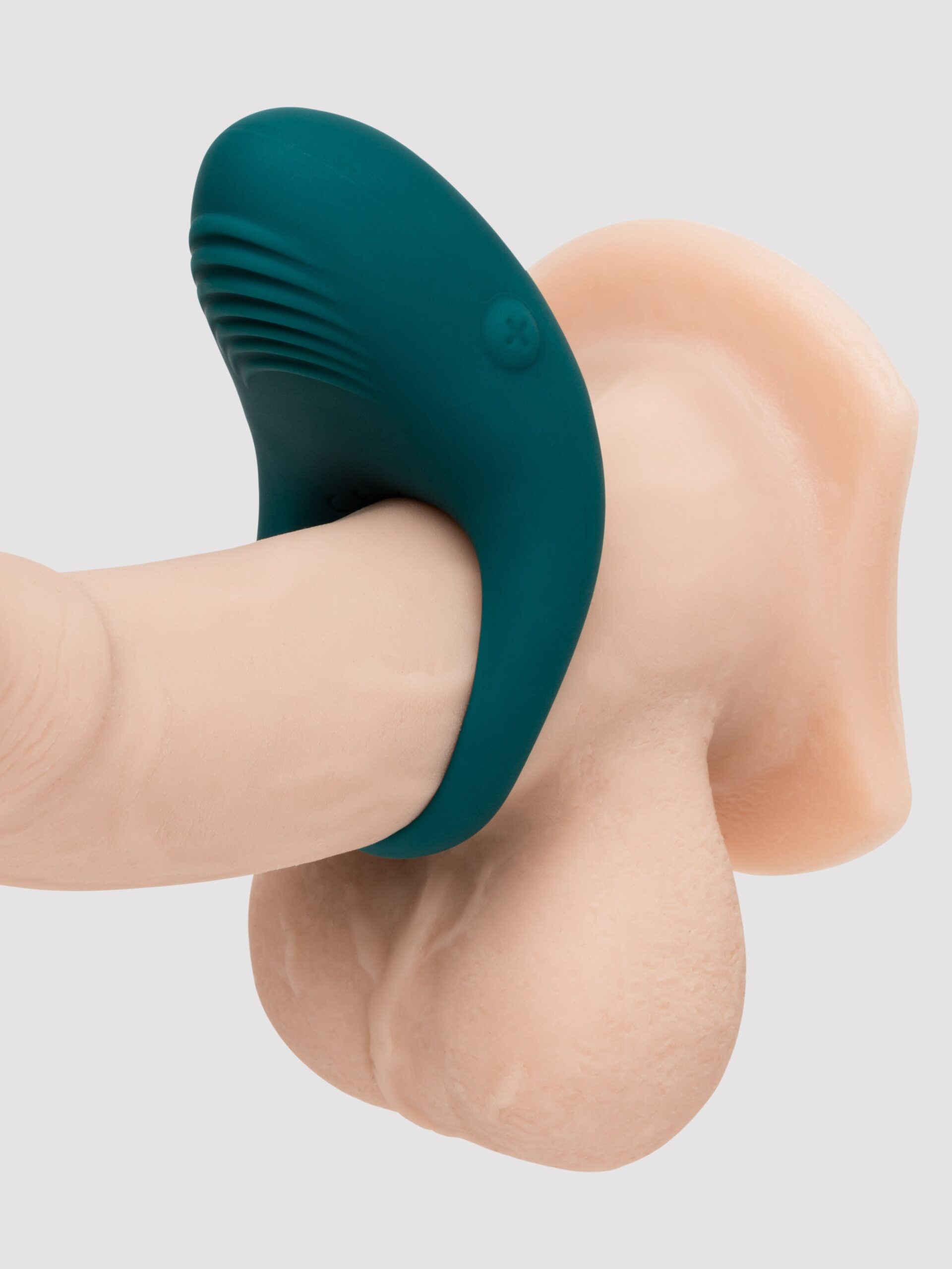 Lovehoney Champion Lover Remote Control Rechargeable Cock Ring - Image 2