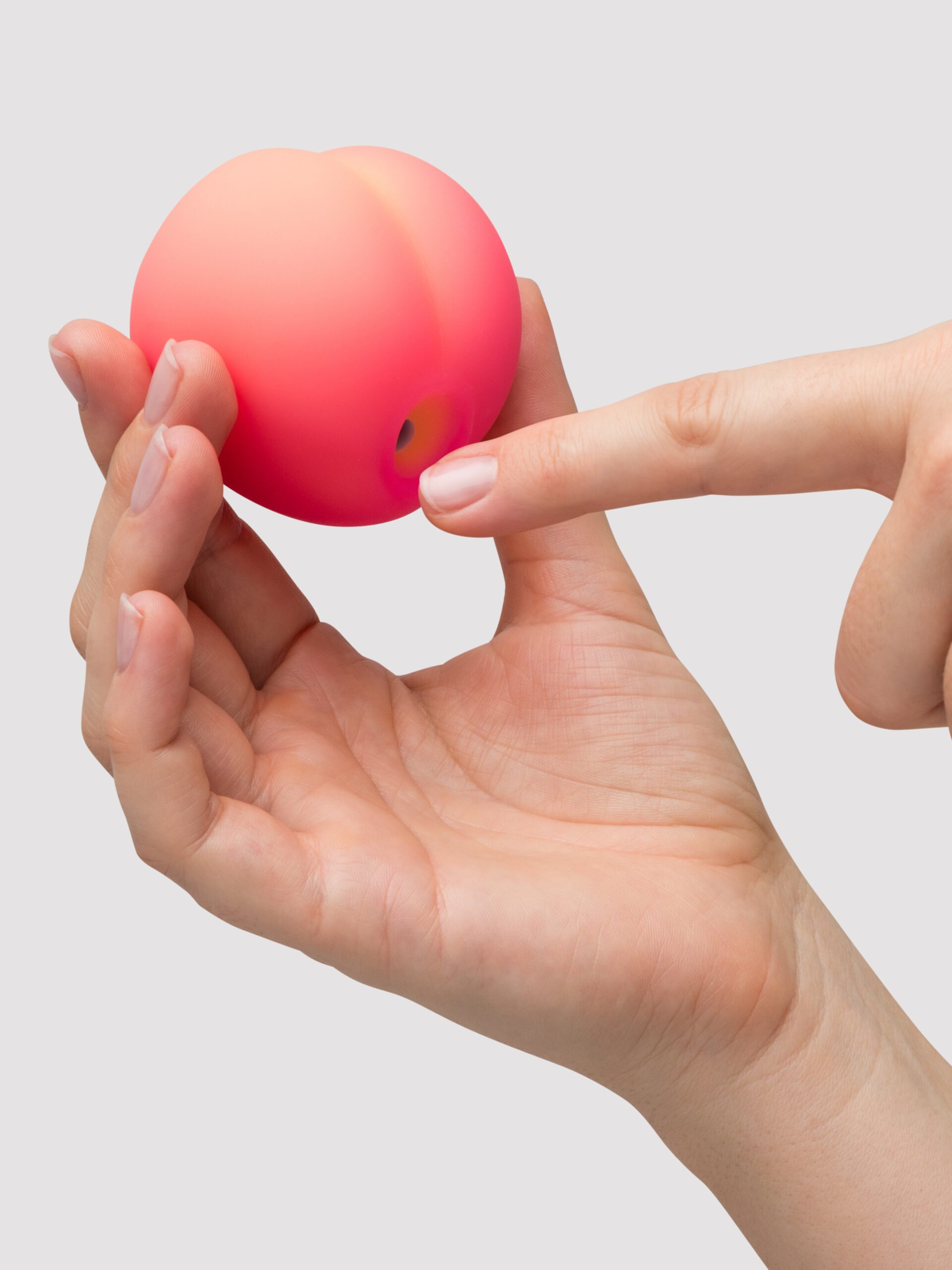 ROMP Pink Peach Rechargeable Clitoral Stimulator - Image 3