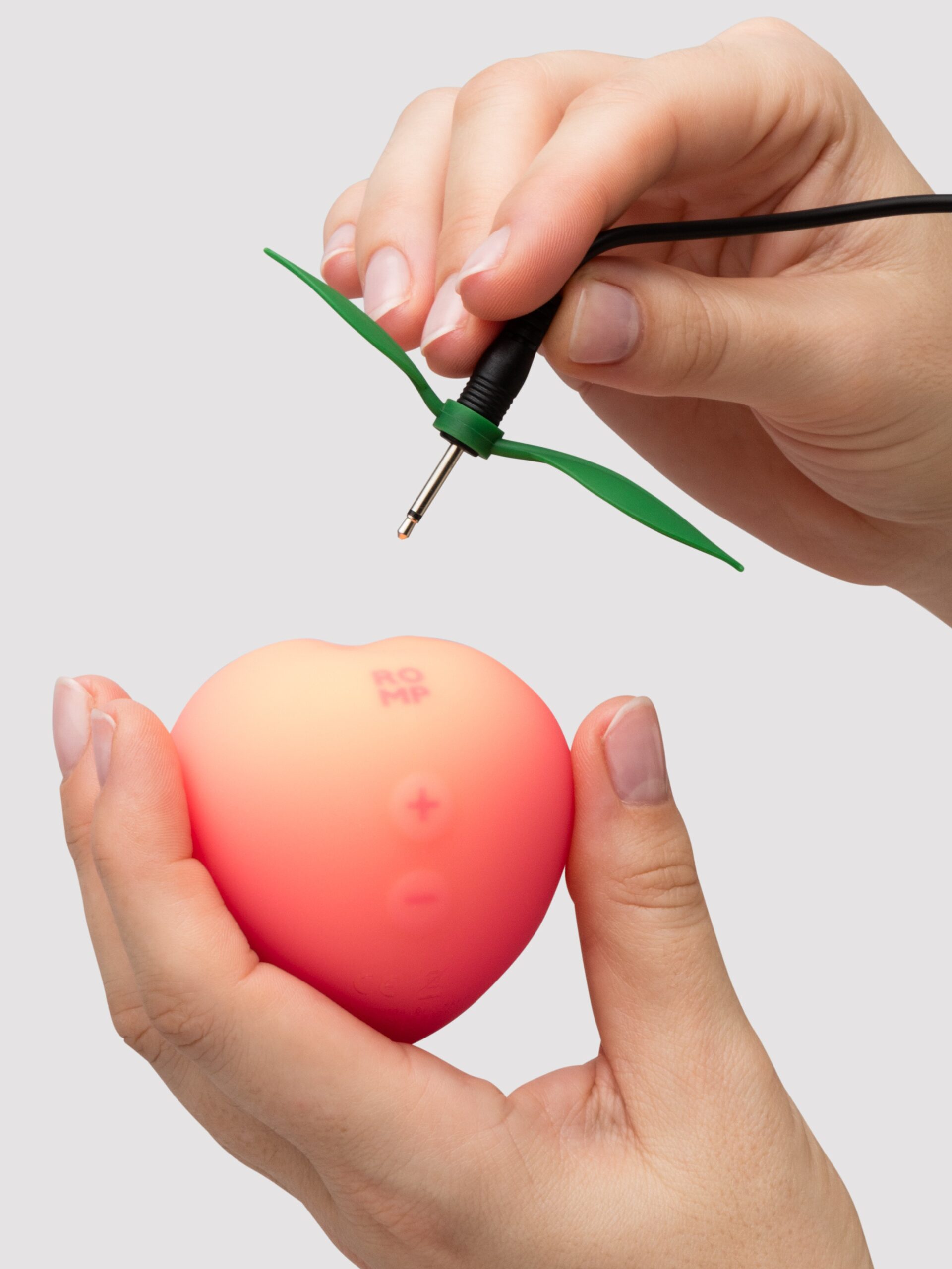 ROMP Pink Peach Rechargeable Clitoral Stimulator - Image 6