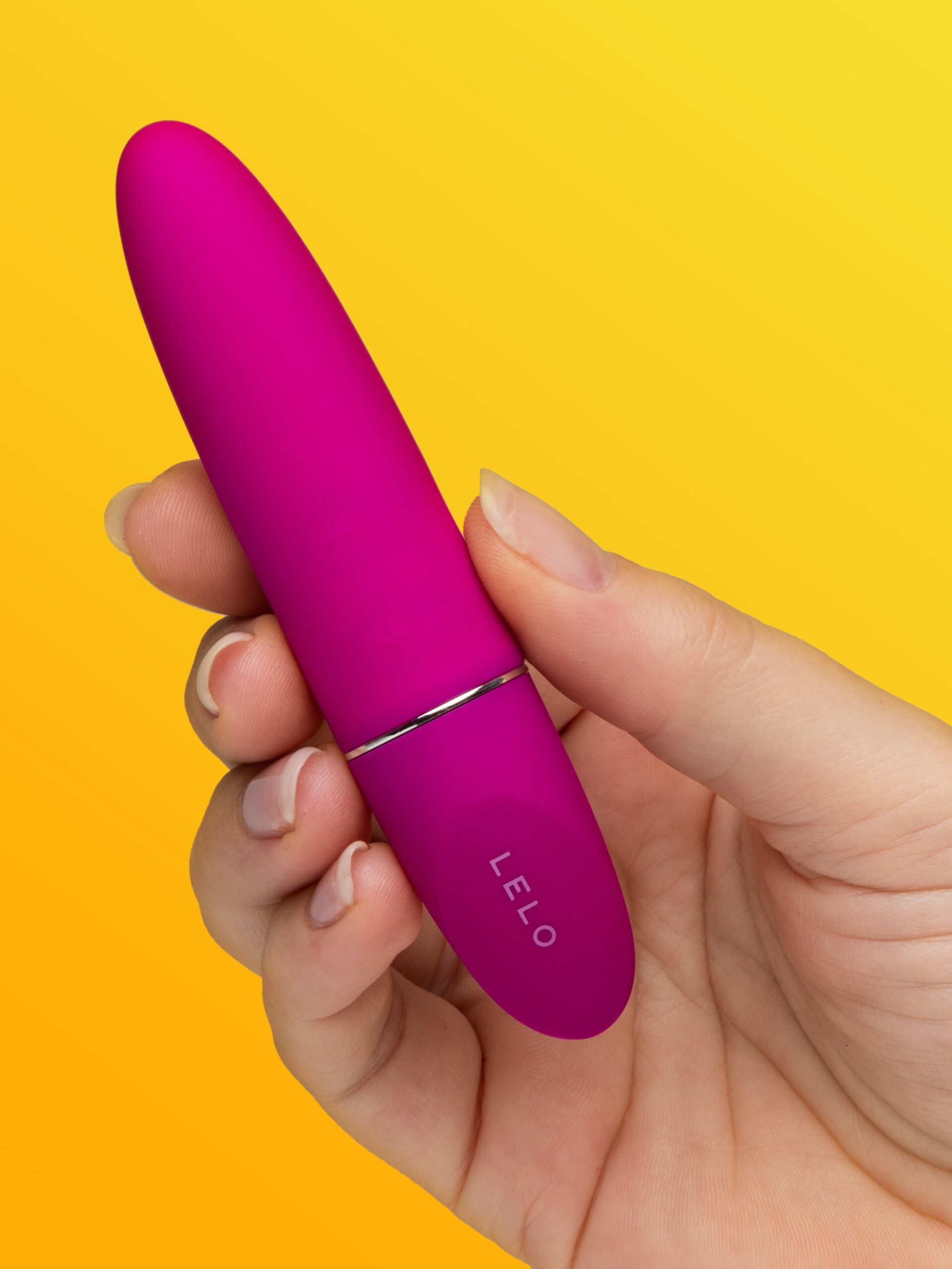 Lelo Mia 3 Lipstick Rechargeable Personal Massager - Image 2