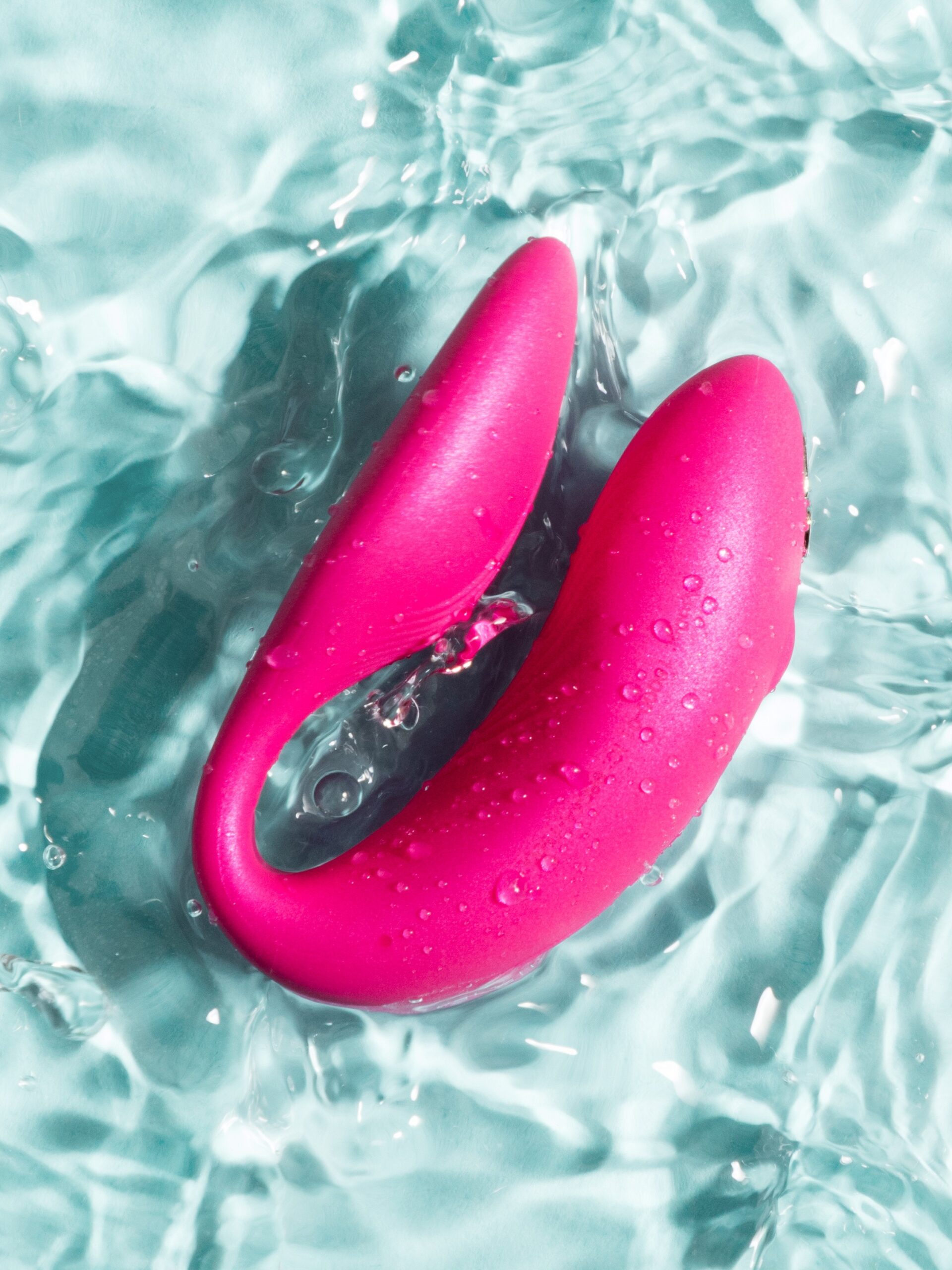 We-Vibe Chorus Cosmic Pink App and Remote Controlled Rechargeable Couple's Vibrator - Image 3